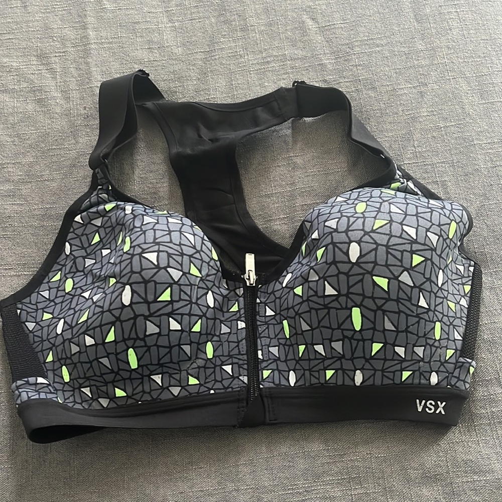 VS Sports Bra